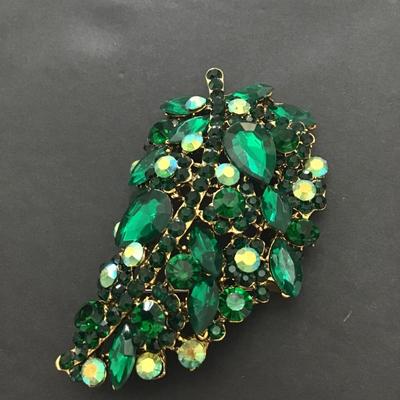Beautiful large green Rhinestone Statement leaf brooch