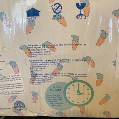 NEW/SEALED BABY LOONEY TUNES BEST BUDDIES TRICYCLE BY HUFFY