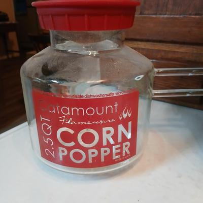 Huge enamel hand painted popcorn with cow bowl - Pig out popcorn tin and a glass 2.5 Qt Catamount Microwave Corn Popper