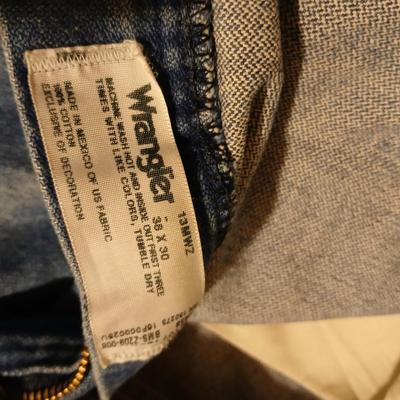 Men's clothes - Wrangler jeans, a t-shirt, and a few pairs of shorts - see pics for sizes