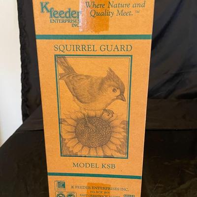 NEW SQUIRREL GUARD BIRD FEEDER, BUG ZAPPER AND PLANT DUSTER