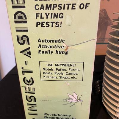 NEW SQUIRREL GUARD BIRD FEEDER, BUG ZAPPER AND PLANT DUSTER