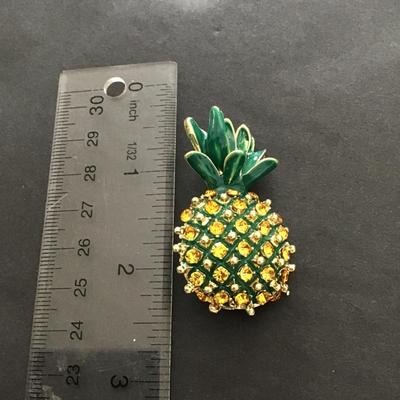 Cute pineapple brooch pin