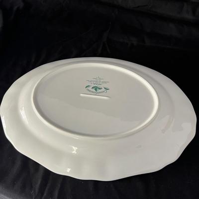 Noritake ‘Casual Gourmet’ 12+ Person Dinnerware (G-RG)