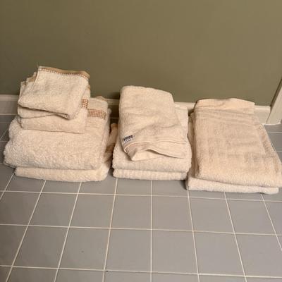Assortment of Towels (BGB-MG)