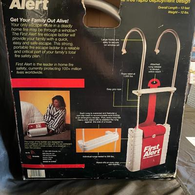 NEW FIRST ALERT FIRE ESCAPE LADDER