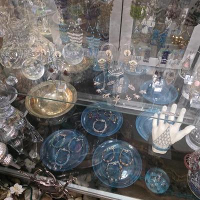 Sale Photo Thumbnail #80