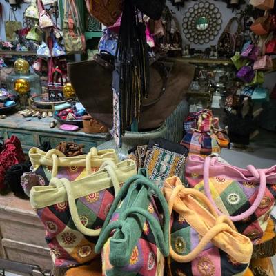 Sale Photo Thumbnail #247