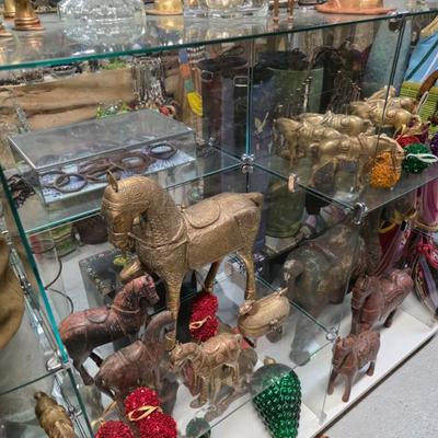 Sale Photo Thumbnail #251