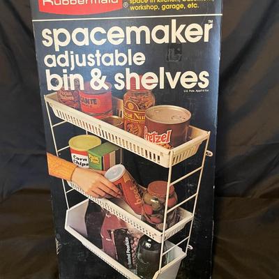 NEW SPACEMAKER BIN & SHELVES PLUS 2 NEW TILT OUT STORAGE TRAYS
