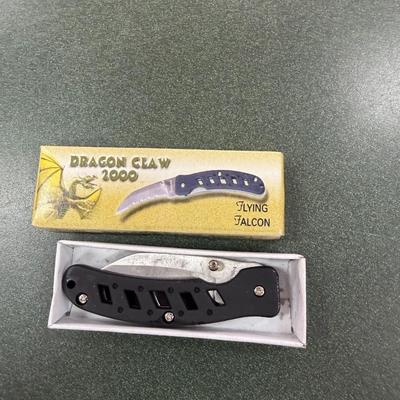 Sale Photo Thumbnail #71: Set of 5 Pocket Knives