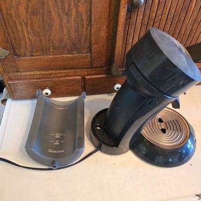Philips Senseo coffee pod machine. - large white mug and a vintage Pioneer Seed advertising vacuum carafe