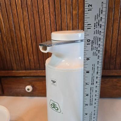 Philips Senseo coffee pod machine. - large white mug and a vintage Pioneer Seed advertising vacuum carafe