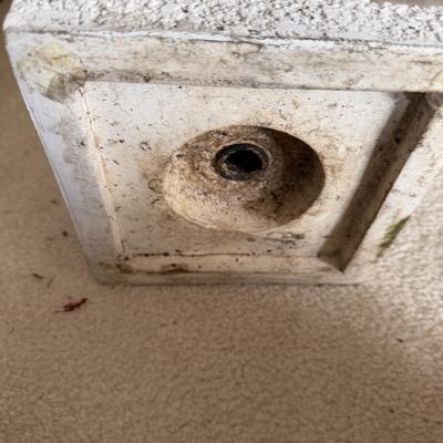 Faux Ivy Topiary & Planter (D-MG)