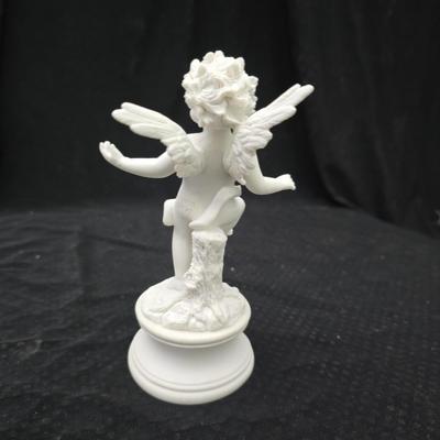 Angel Moroni from Old Roberts Ministry = Objects d' art "Fall" Intaglio Angel figure -Porcelain Dove bird and a swan vase...