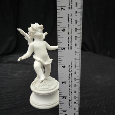 Angel Moroni from Old Roberts Ministry = Objects d' art "Fall" Intaglio Angel figure -Porcelain Dove bird and a swan vase...