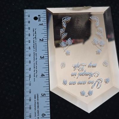 1980 Goebel Annual Crystal Glass Collector Plate featuring an angel design with two glass angel figurines