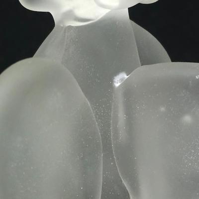 1980 Goebel Annual Crystal Glass Collector Plate featuring an angel design with two glass angel figurines