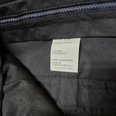 Five pair of Men's slacks - 2 are Levi brand - see pictures for sizes
