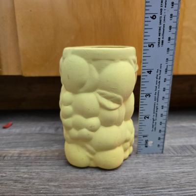 Barometer - Civil war VHS tapes - Two wall mirror accent pieces - and an assortment of other items that didn't get placed in lots.