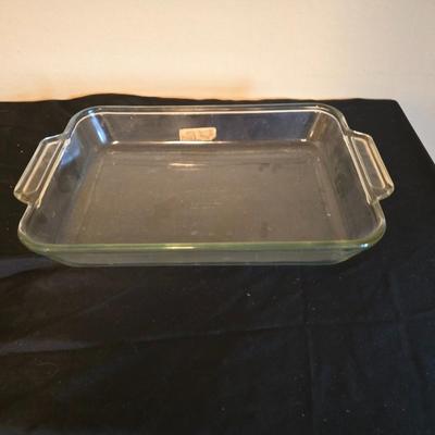 Pyrex / Anchor hocking Clear Glass & aluminum baking pans with vintage cookie cutters