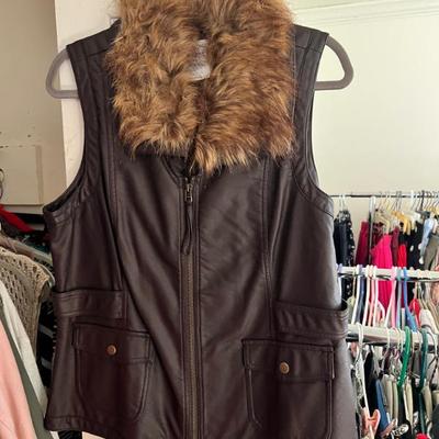 Sale Photo Thumbnail #23