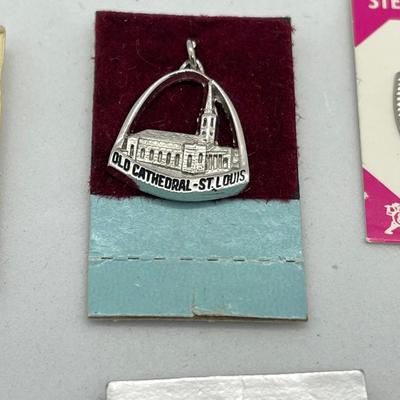 Sale Photo Thumbnail #499