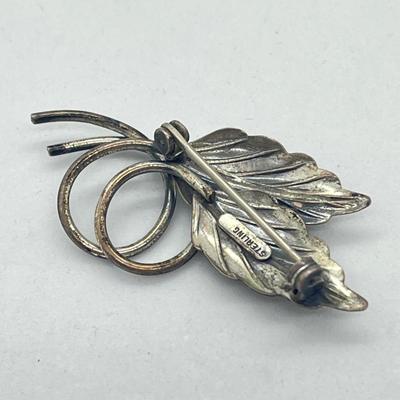 LOT 56: Vintage Sterling Silver Pin and Screwback Earrings- 10.4 GTW