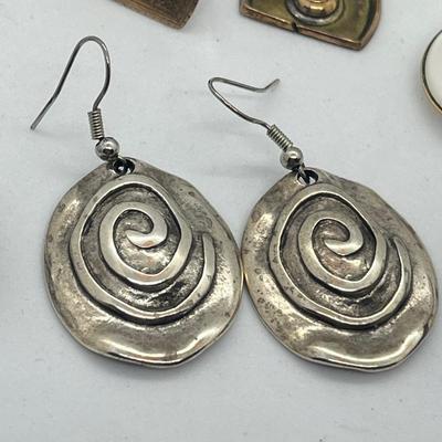 LOT 59: Vintage Earring Collection