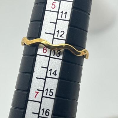 LOT 60: Costume Ring Collection