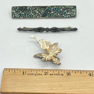 LOT 63: Antique/Vintage Pin Collection