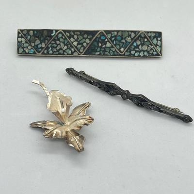 LOT 63: Antique/Vintage Pin Collection