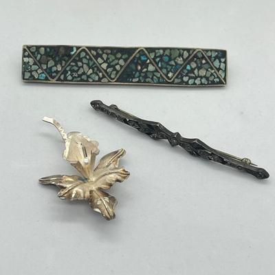 LOT 63: Antique/Vintage Pin Collection