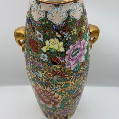 LOT 103: Hand Painted Vintage Chinese “Thousand Flower” Vase & Amber Glass Lidded Footed Candy Dish