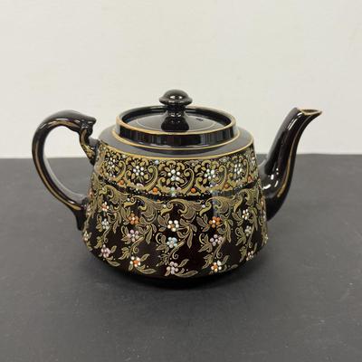 LOT 110: Weclower Hand Painted Ribbed Vase, Pendant Gibson & Sons Teapot and Antique Mirror