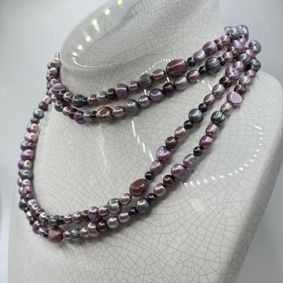 LOT 114: 70” Freshwater Pearl Strand