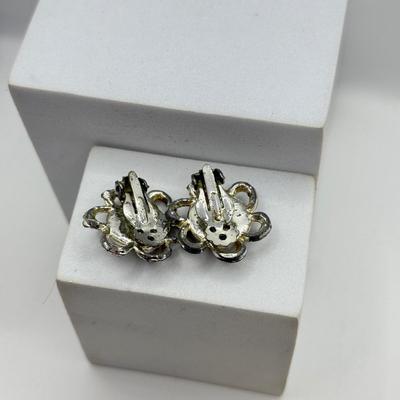 LOT 119: Trifari Earrings, Cameo Earrings & Matching Bracelet & More