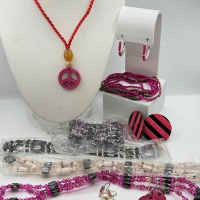 LOT 182: Fun & Funky Jewelry: Magnetic Bracelets, Earrings & More