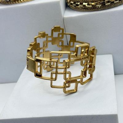 LOT 183: Collection of Goldtone Bracelets