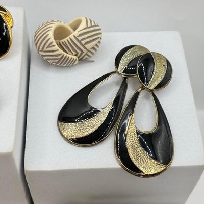 LOT 184: Trifari Penguin Pin & Collection of Earrings