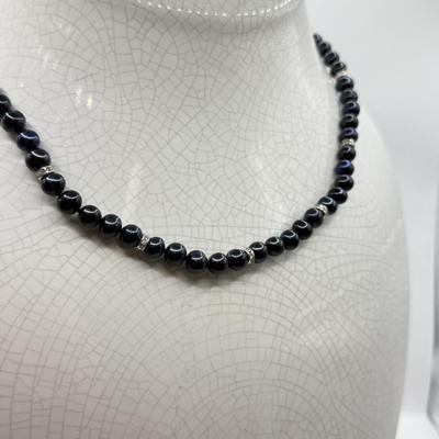 LOT 187: 17” Black Pearl Necklace