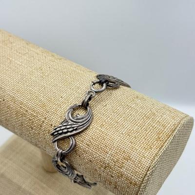 LOT 188: Sterling Silver Bracelets & Screw Back Earrings (29.18g)