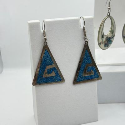LOT 189: Sterling and Enamel Earrings w/ Sterling Ring (weight of sterling pcs only - 16.37g)