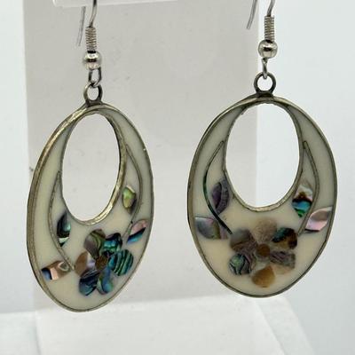 LOT 189: Sterling and Enamel Earrings w/ Sterling Ring (weight of sterling pcs only - 16.37g)