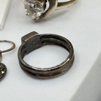 LOT 203: Collection of Mostly Sterling Heart Jewelry (25.3g)