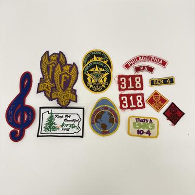 LOT 207: Vintage Boy Scouts Patches & More