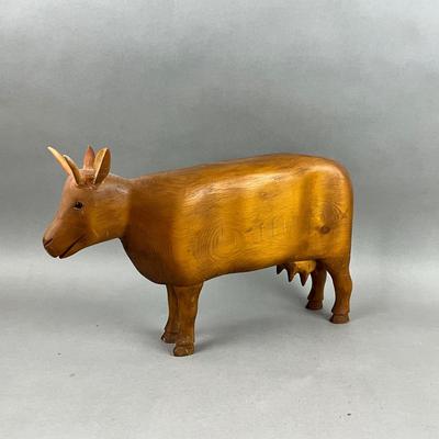 S397 Vintage Carved Wooden Cow