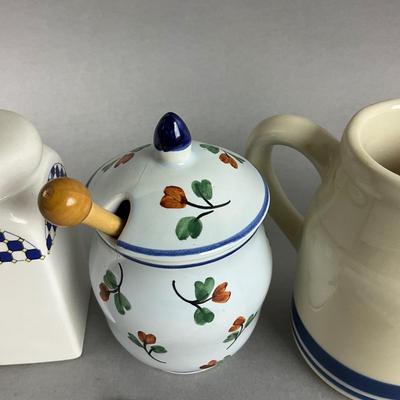 K405 Lot of French & Italian Mixed Pottery Condiments