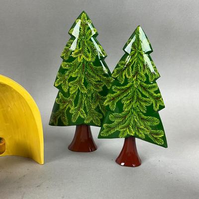 Z412 Handpainted Russian Carved Wooden Nativity Set