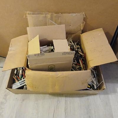 Insane pen collection - likely over 1,000 ink pens - Advertising pen collection